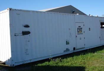 Жабық контейнердің ішінде 49 күн жатқан мысық аман қалған