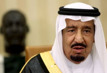 Қажылардың өліміне Сауд Арабиясының королін айыптады (видео)