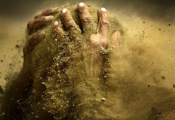 Всевышнему Создателю не составляет труда оживить мертвых