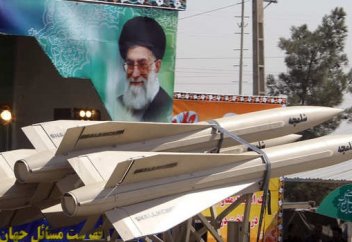 Иран прекратит продажу желтого кека и тяжелой воды в ответ на выход США из ядерной сделки