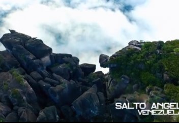 Әлемдегі ең биік сарқыраманың ұшар биіктен көрінісі - ВИДЕО