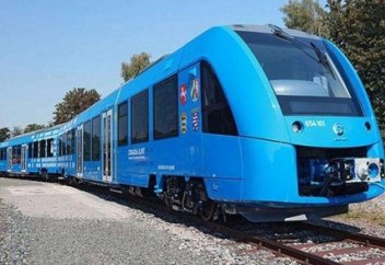 Германияда әлемдегі алғашқы сутек отынмен жүретін пойыз құрастырылды