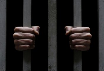 Адвокаты мен түрмесі және билеушісі жоқ Әлемдегі жалғыз ел қайда?