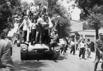 К истории интервенции западных стран во внутренние дела Ирана