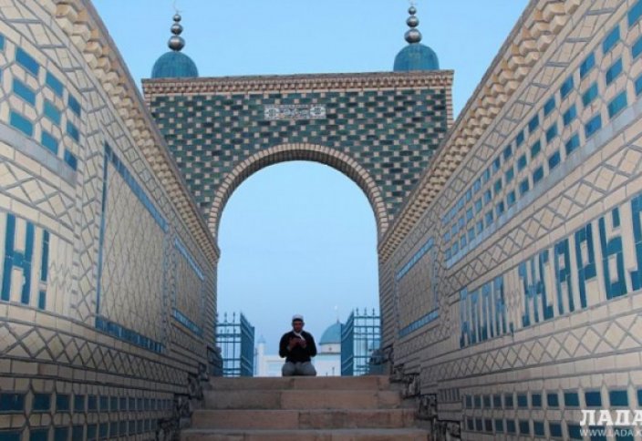 Подземная мечеть и мавзолей Яссауи вошли в список 5 чудес Казахстана по версии National Geographic (ФОТО)