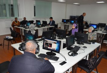 Нұр-Мүбаракта Орта Азия бойынша алғашқы SmartClass кабинеті ашылды (фото)