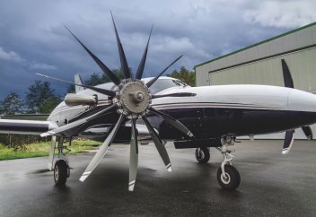 11 қалақшасы бар әлемдегі алғашқы винттің сынақтан өткізілген сәті таспаға тартылып қалды (видео)