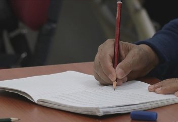 Әлемде қанша адамның мүлдем оқи немесе жаза алмайтыны белгілі болды