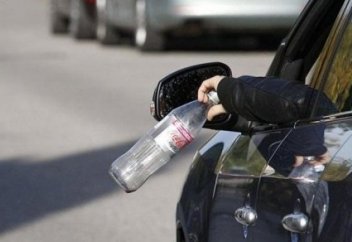 Көліктен түкіру, қоқыс тастау, былапыт сөйлеу. Жиі жасалатын ұсақ бұзақылықтың жазасы қандай?