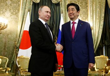 Путин и Абэ решили судьбу Курил