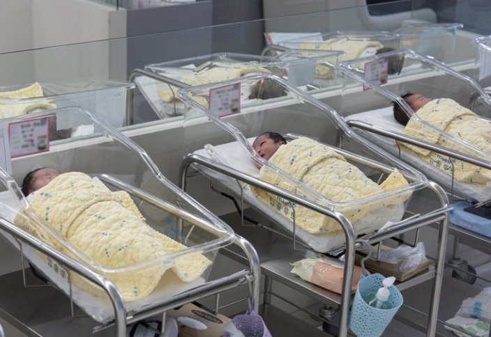 В ОАЭ наблюдается снижение рождаемости