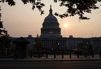 Американың ең бай заң шығарушыларының байлығы құлдықпен байланысты болып шықты