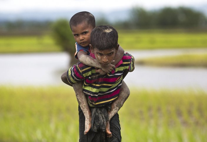 Разное: В Бангладеш начался продовольственный кризис из-за мигрантов