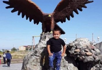 Тарбағатайлық оқушыға Түркия президенті арнайы сыйлық жіберді