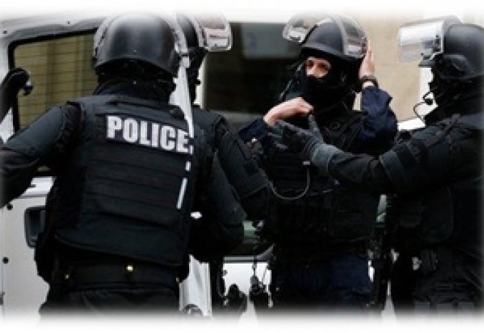 Более 160 человек задержаны после теракта в Париже