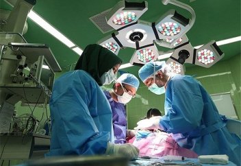 Таяу Шығыстағы көз банкіне ие бір ғана елде жылына көздің мүйізгек қабығын қондыру бойынша 6 мың оты жасалады