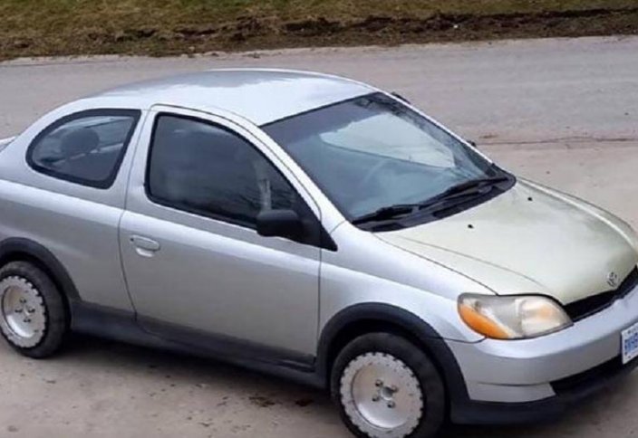 Өнертапқыш көлікті қырынан жүргізетін дөңгелек ойлап тапты (ВИДЕО)