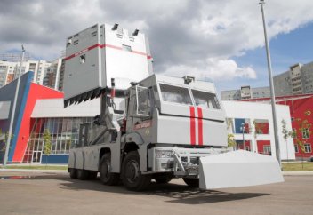 В России показали машину для расстрела митингов (фото)