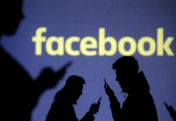 Facebook ужесточает правила прямых эфиров