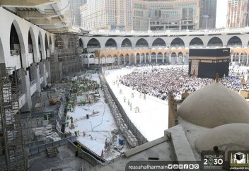 В главной мечети мусульман заканчивается реконструкция площадки для тавафа (ФОТО, ВИДЕО)