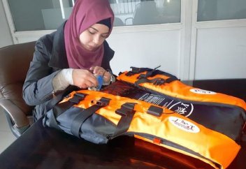 Беженка из Сирии изобрела «умный» жилет