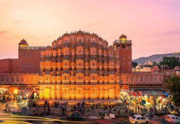 В индийском штате Раджастан вступил в силу закон борьбе с обращением в другую веру