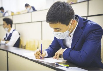 Детям из многодетных и неполных семей впервые выделили квоты на образование