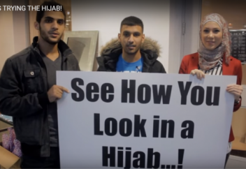 Бейтаныс адамдар орамал тағып көруде (видео - эксперимент)