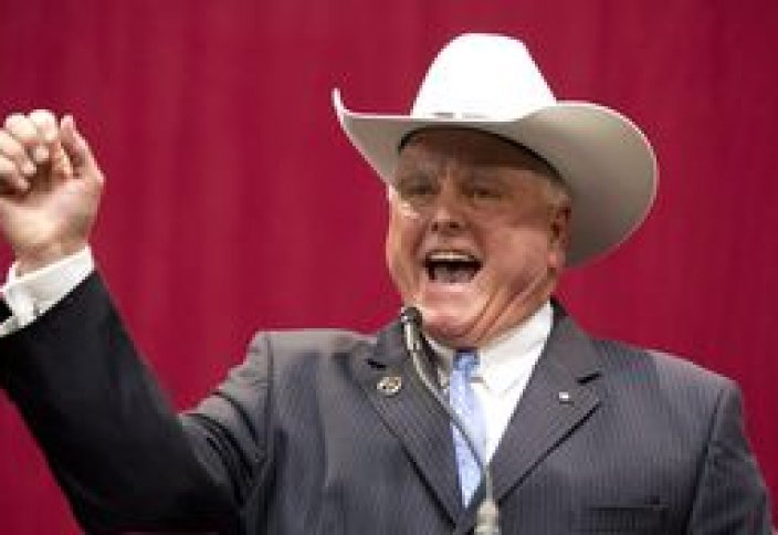 Мұсылмандарға атом бомбасын тастау керек дегенге саятын пікір білдірді