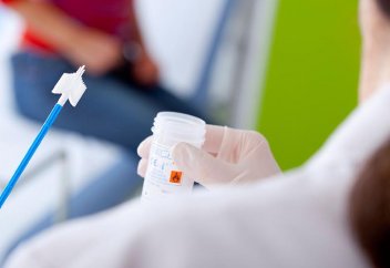 Казахстанских женщин бесплатно обследуют на наличие рака шейки матки