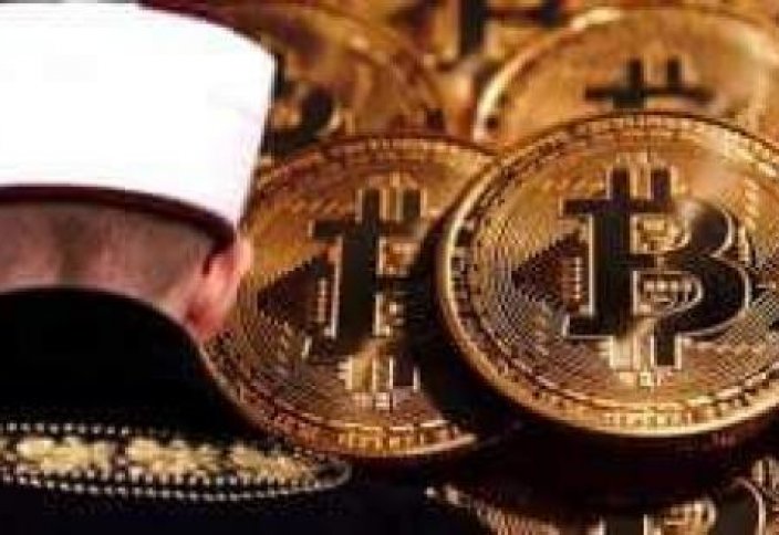 Покупка биткоинов стала причиной увольнения двух имамов в Турции (фото)