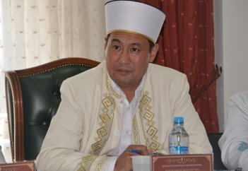 ВЕРХОВНЫЙ МУФТИЙ ПОРУЧИЛ РАЗРАБОТАТЬ МОБИЛЬНОЕ ПРИЛОЖЕНИЕ, ПОЗВОЛЯЮЩЕЕ ЧЕРЕЗ GPS СМОТРЕТЬ ВРЕМЯ НАМАЗА