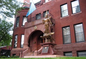 Во сколько налогоплательщикам обходится международный престиж Казахстана