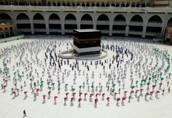 Саудовская Аравия разрешит иностранцам совершить хадж