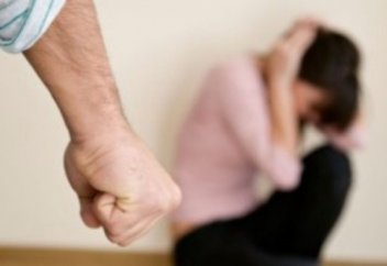 Ислам әйелді "ұр" дей ме?