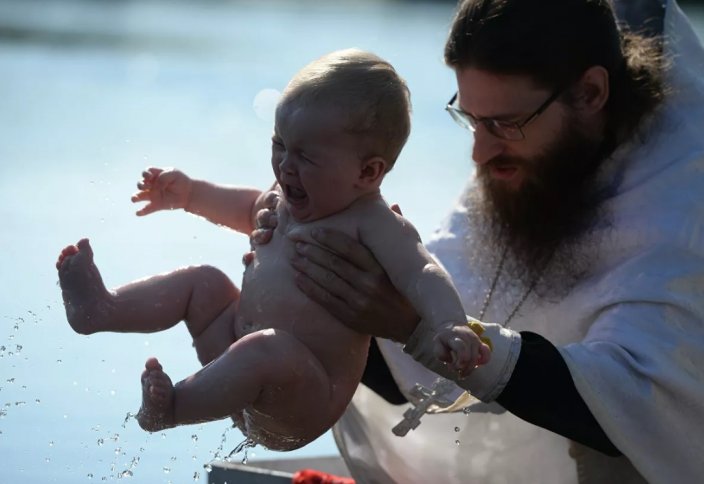 Разное: РПЦ изменила правила крещения детей