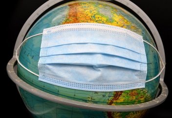 Мнение финского врача: спасет ли маска в проливной дождь, мороз и в сауне? (Ilta-Sanomat, Финляндия)