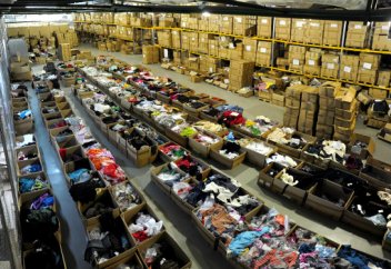 Мамандар Қытайдан шығатын жаңа киімдерді жуып киюге кеңес берді