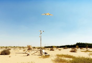 В облака над ОАЭ запустят дроны для стимуляции дождя электричеством. Можно ли с помощью лазеров управлять погодой