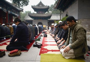 Қытай Орталық Азияға Иранның шиттік идеологиясымен ықпал етпек