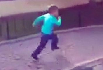 «Первоапрельская шутка» над маленьким беженцем оказалась жестокой (видео)