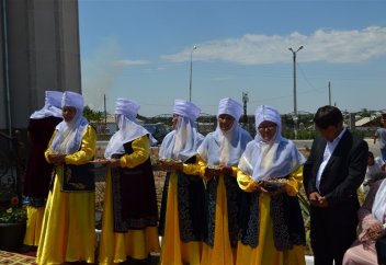 САРЫАҒАШТА ЖАҢА МЕШІТ АШЫЛДЫ (ФОТО)