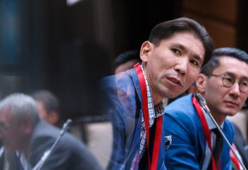 Досым Сатпаев: Яма для Казахстана наполовину выкопана