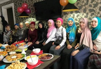 Мəшһүр Жүсіп орталық мешіті екінші тегін жатақхана ашты (ФОТО)