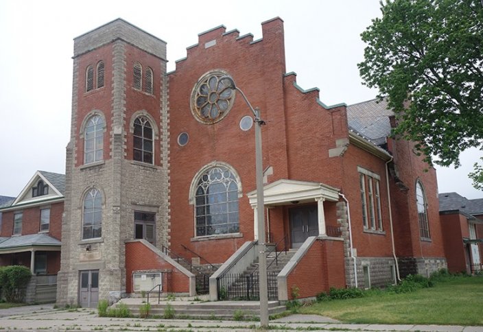 Заброшенная церковь превратится в мечеть и медресе