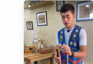 В Сараканде до сих пор готовят бумагу в ручную (видео)