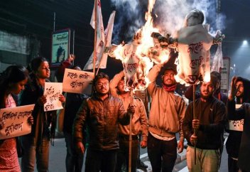 Мұсылмандарға қарсы заң жобасы қабылданып кетті