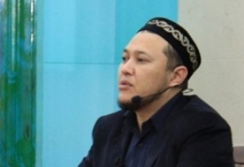 Хиджаб қазақ қызына тән дүние ме? Арман Куанышбаев