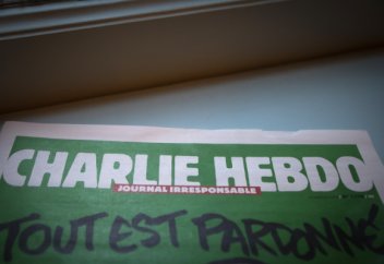 Charlie Hebdo готовят провокационный номер газеты ко дню годовщины нападения на редакцию