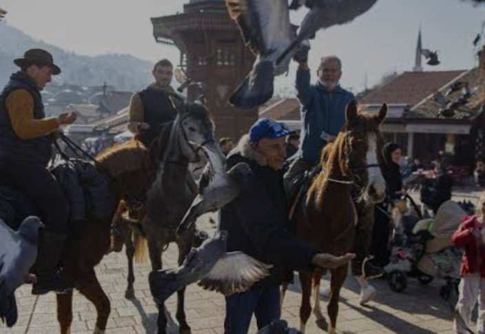 Испанские паломники отправились в Мекку верхом на лошадях